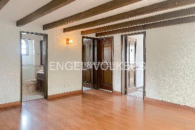 Casa de 4 alcobas en venta en Niza, Bogotá, 710 m² · foto 7 de 18