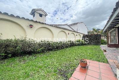 Casa de 4 alcobas en venta en Niza, Bogotá, 710 m² · foto 17 de 18
