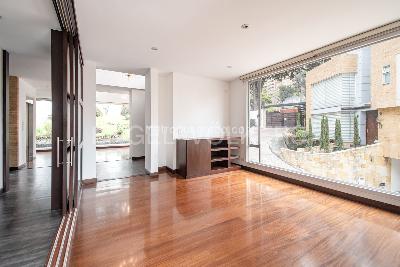Casa de 3 alcobas en venta en Sotileza, Bogotá, 318 m² · foto 7 de 20