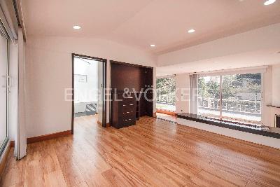 Casa de 4 alcobas en venta en Niza, Bogotá, 957 m² · foto 13 de 17