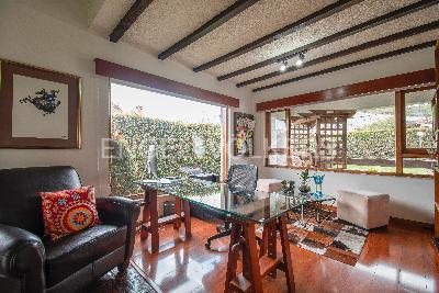Casa de 4 alcobas en venta en Cerros De Niza, Bogotá, 944 m² · foto 4 de 18