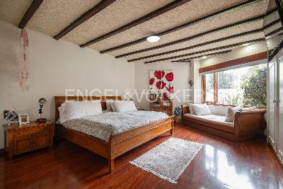 Casa de 4 alcobas en venta en Cerros De Niza, Bogotá, 944 m² · foto 13 de 18