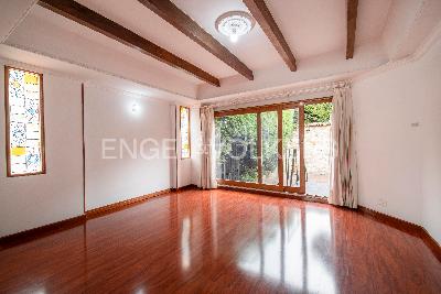 Casa de 4 alcobas en venta en Cerros De Suba, Bogotá, 302 m² · foto 3 de 20