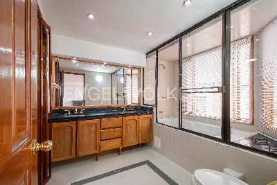 Casa de 4 alcobas en venta en Cerros De Suba, Bogotá, 302 m² · foto 13 de 20