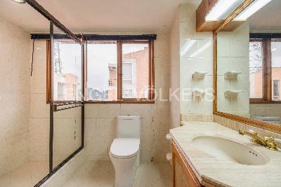 Casa de 4 alcobas en venta en Cerros De Suba, Bogotá, 302 m² · foto 16 de 20
