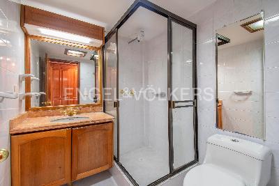 Casa de 4 alcobas en venta en Cerros De Suba, Bogotá, 302 m² · foto 18 de 20