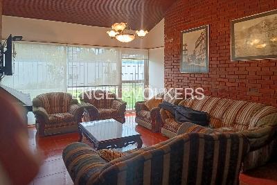 Casa de 5 alcobas en venta en Niza, Bogotá, 408 m² · foto 7 de 18