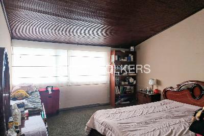 Casa de 5 alcobas en venta en Niza, Bogotá, 408 m² · foto 11 de 18
