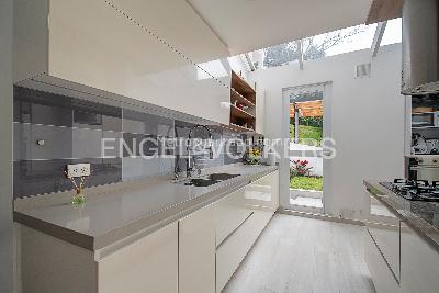 Casa de 3 alcobas en venta en Cerros De Suba, Bogotá, 196 m² · foto 5 de 16