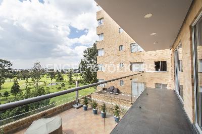 Apartamento de 3 alcobas en venta en Los Lagartos, Bogotá, 131 m² · foto 3 de 15