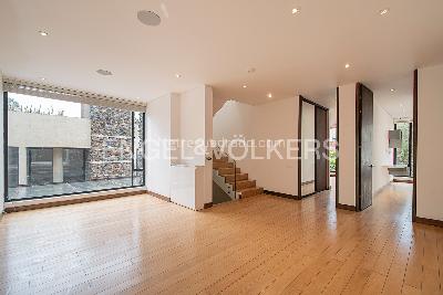 Casa de 4 alcobas en venta en Cerros De Suba, Bogotá, 333 m² · foto 10 de 20