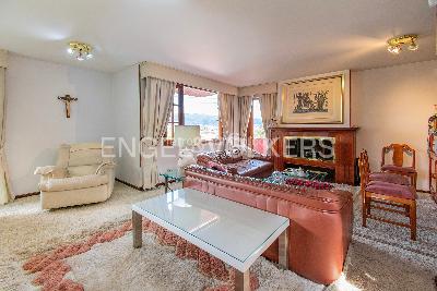 Casa de 4 alcobas en venta en Los Lagartos, Bogotá, 284 m² · foto 4 de 20