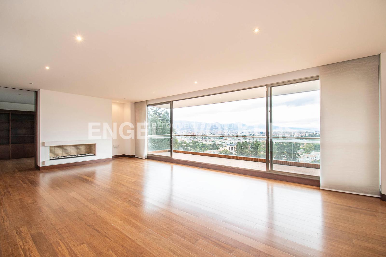 Apartamento en Arriendo  Cerros De Suba