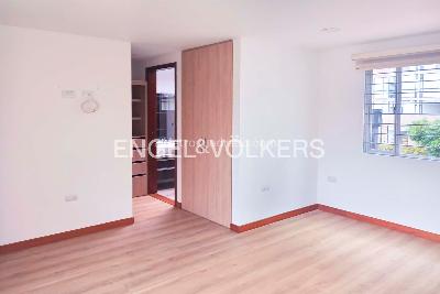 Casa en venta en Niza, Bogotá · foto 9 de 17