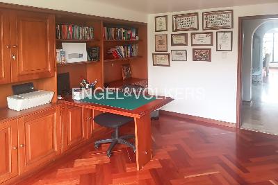Casa de 5 alcobas en venta en Niza, Bogotá, 384 m² · foto 9 de 19