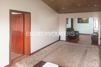 Casa de 5 alcobas en venta en Niza, Bogotá, 384 m² · foto 11 de 19