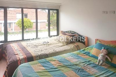 Casa de 5 alcobas en venta en Niza, Bogotá, 384 m² · foto 13 de 19