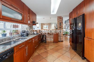 Casa de 4 alcobas en venta en Loma Del Escobero, Medellín, 378 m² · foto 4 de 18