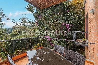 Casa de 4 alcobas en venta en Loma Del Escobero, Medellín, 378 m² · foto 6 de 18