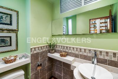 Casa de 4 alcobas en venta en Loma Del Escobero, Medellín, 378 m² · foto 7 de 18