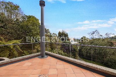 Casa de 4 alcobas en venta en Loma Del Escobero, Medellín, 378 m² · foto 10 de 18