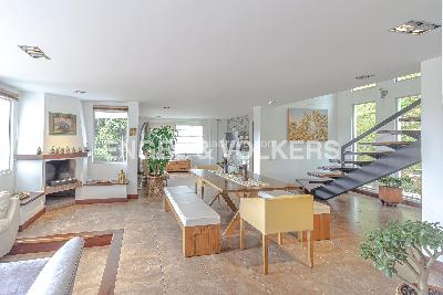 Casa de 3 alcobas en venta en Alto Del Escobero, Medellín, 249 m² · foto 3 de 15