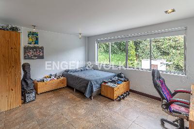 Casa de 3 alcobas en venta en Alto Del Escobero, Medellín, 249 m² · foto 10 de 15