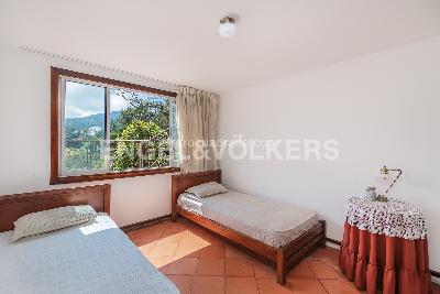 Casa de 5 alcobas en venta en Loma Del Escobero, Medellín, 407 m² · foto 13 de 18