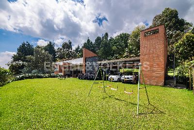 Casa de 4 alcobas en venta en Las Palmas, Medellín, 628 m² · foto 2 de 19