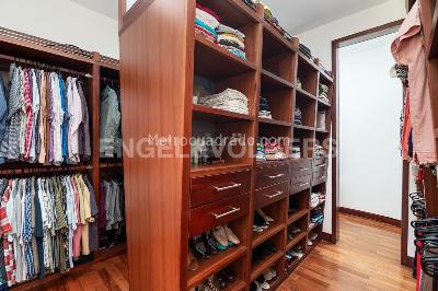 Casa de 4 alcobas en venta en Loma De Las Brujas, Medellín, 900 m² · foto 7 de 19