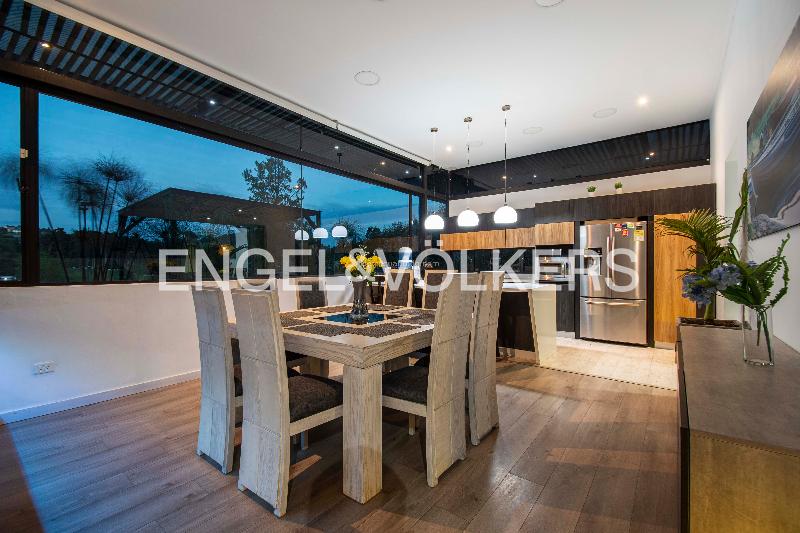 High-Tech 4BR House in Alto De Palmas - 5