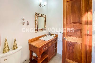 Casa de 4 alcobas en venta en Loma Del Escobero, Medellín, 600 m² · foto 5 de 14