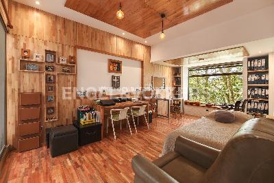 Casa de 5 alcobas en venta en Loma Del Escobero, Medellín, 484 m² · foto 10 de 15