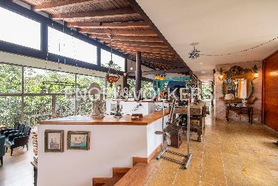 Casa de 3 alcobas en venta en Las Palmas, Medellín, 427 m² · foto 4 de 18