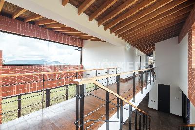 Casa de 3 alcobas en venta en La Acuarela, Medellín, 395 m² · foto 6 de 16