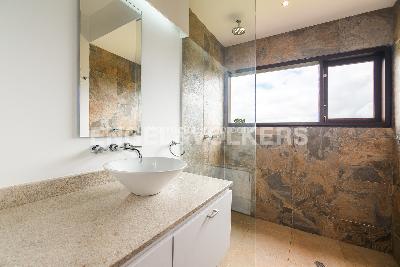 Casa de 3 alcobas en venta en La Acuarela, Medellín, 395 m² · foto 11 de 16
