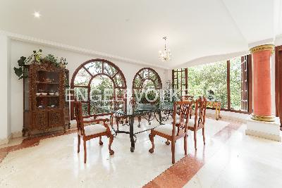 Casa de 5 alcobas en venta en San Lucas, Medellín, 852 m² · foto 5 de 19