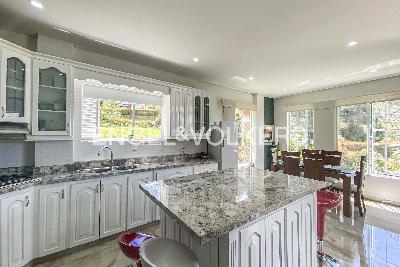 Casa de 3 alcobas en venta en Loma Del Escobero, Medellín, 266 m² · foto 5 de 17
