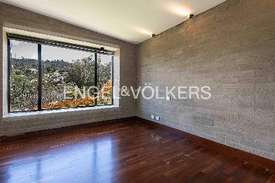 Casa de 4 alcobas en venta en Loma Del Escobero, Medellín, 450 m² · foto 14 de 17