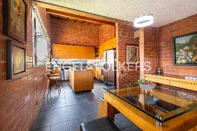 Casa de 3 alcobas en venta en Las Palmas, Medellín, 400 m² · foto 7 de 12