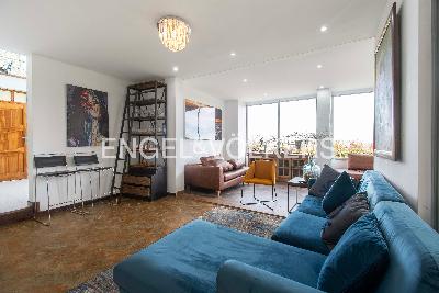 Casa de 5 alcobas en venta en Loma Del Escobero, Medellín, 442 m² · foto 4 de 19