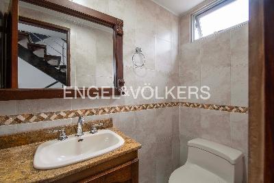 Casa de 5 alcobas en venta en Loma Del Escobero, Medellín, 442 m² · foto 7 de 19