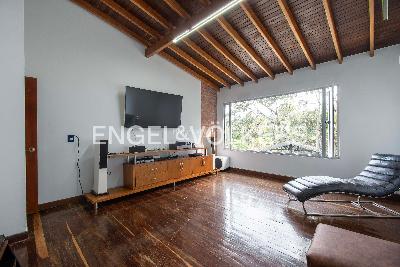Casa de 5 alcobas en venta en Loma Del Escobero, Medellín, 442 m² · foto 15 de 19