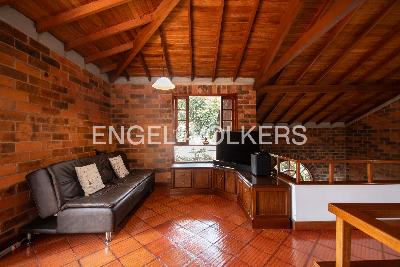 Casa de 4 alcobas en venta en El Esmeraldal, Medellín, 214 m² · foto 10 de 14