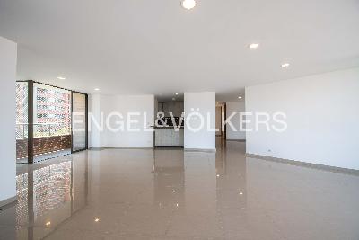 Apartamento en venta en Bosques De Zuñiga, Medellín · foto 3 de 16
