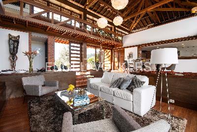 Casa de 3 alcobas en venta en Loma Del Escobero, Medellín, 467 m² · foto 4 de 19