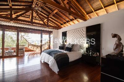 Casa de 3 alcobas en venta en Loma Del Escobero, Medellín, 467 m² · foto 8 de 19