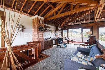 Casa de 3 alcobas en venta en Loma Del Escobero, Medellín, 467 m² · foto 11 de 19