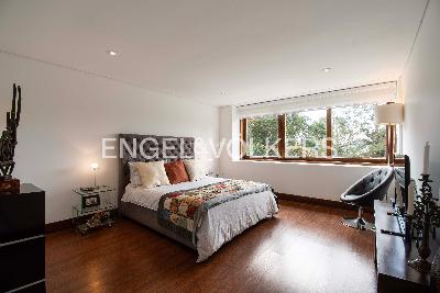 Casa de 3 alcobas en venta en Loma Del Escobero, Medellín, 467 m² · foto 13 de 19
