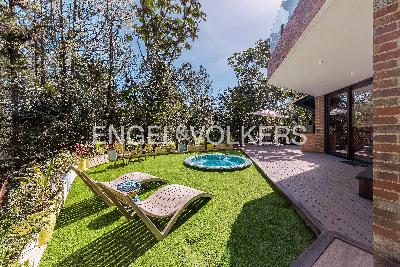 Casa de 5 alcobas en venta en Alto Del Escobero, Medellín, 420 m² · foto 13 de 19
